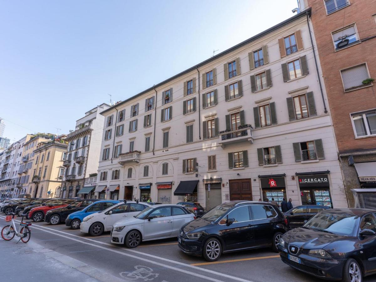 The Best Rent - Gorgeous Two-Bedroom Apartment In Porta Nuova District Milano Ngoại thất bức ảnh